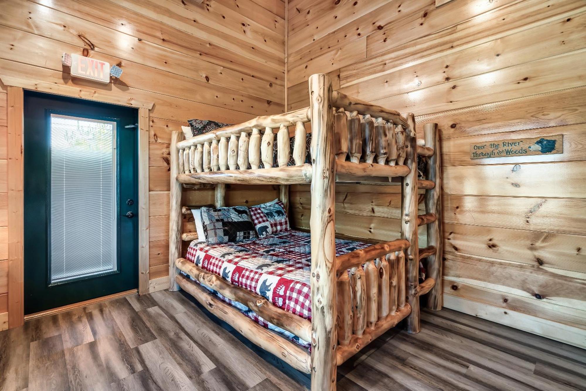 Full Equipped Cabin With A Pool And Game Room Smokies Views Gatlinburg Zewnętrze zdjęcie