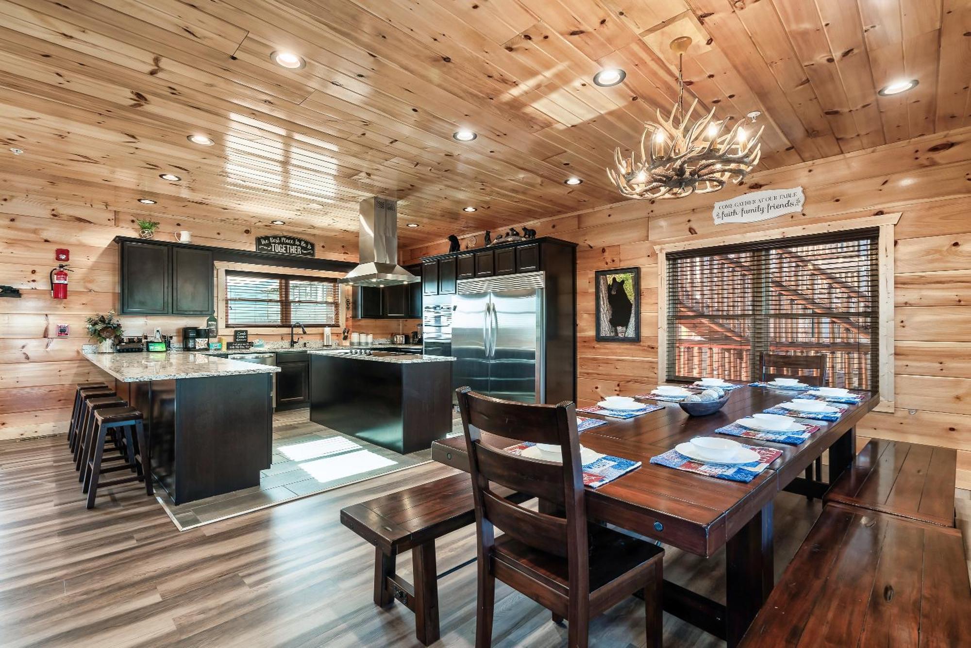 Full Equipped Cabin With A Pool And Game Room Smokies Views Gatlinburg Zewnętrze zdjęcie