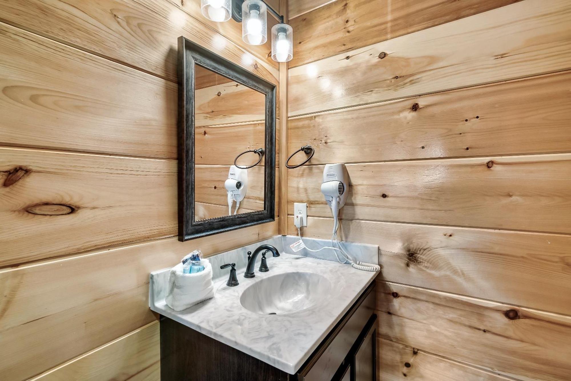 Full Equipped Cabin With A Pool And Game Room Smokies Views Gatlinburg Zewnętrze zdjęcie